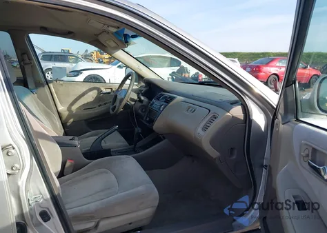 1999 Honda Accord Lx z USA, uszkodzony, nr VIN 1HGCG6651XA002487